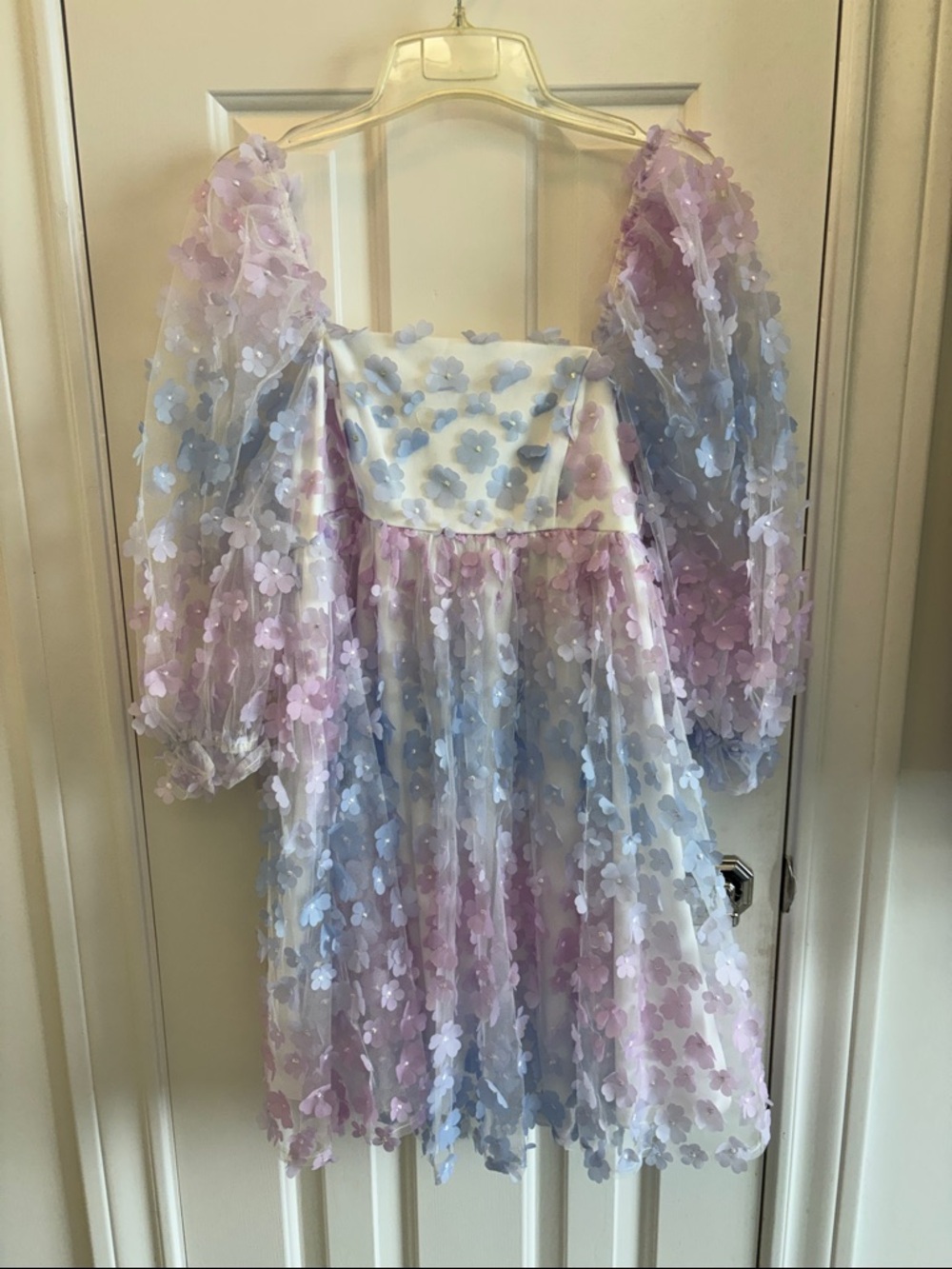Storia Pastel Lavender Pink Blue Floral Appliqué Puff Sleeve Mini Dress